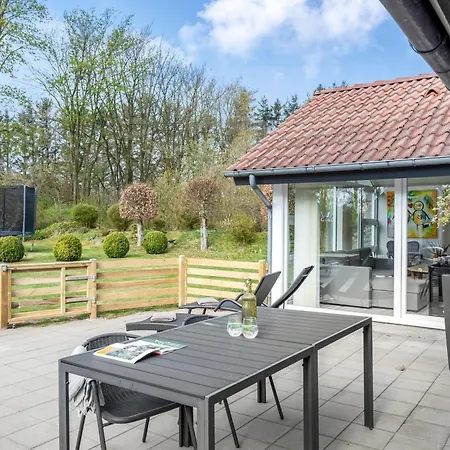 Garlef - 10km From The Sea By Interhome Feriehus